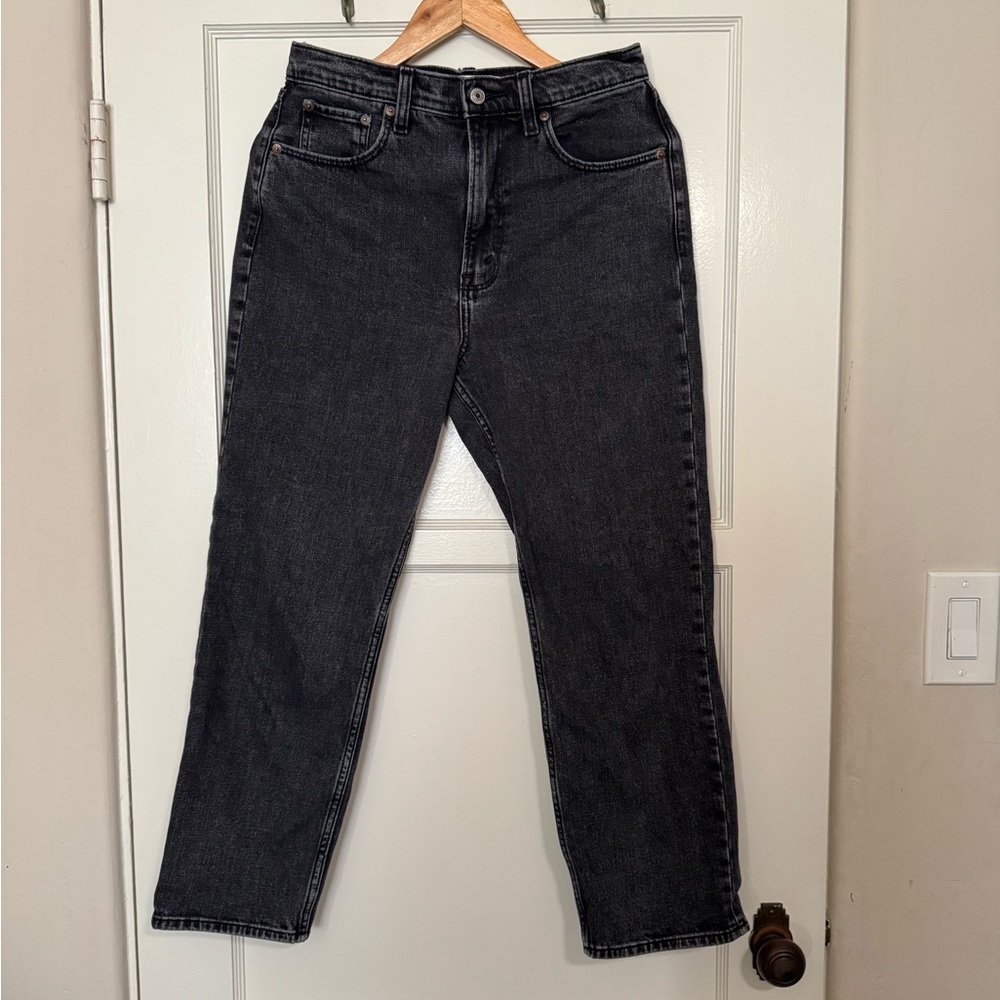 Abercrombie and Fitch Ankle Straight Ultra High Rise Gray Denim Jeans - Size 28